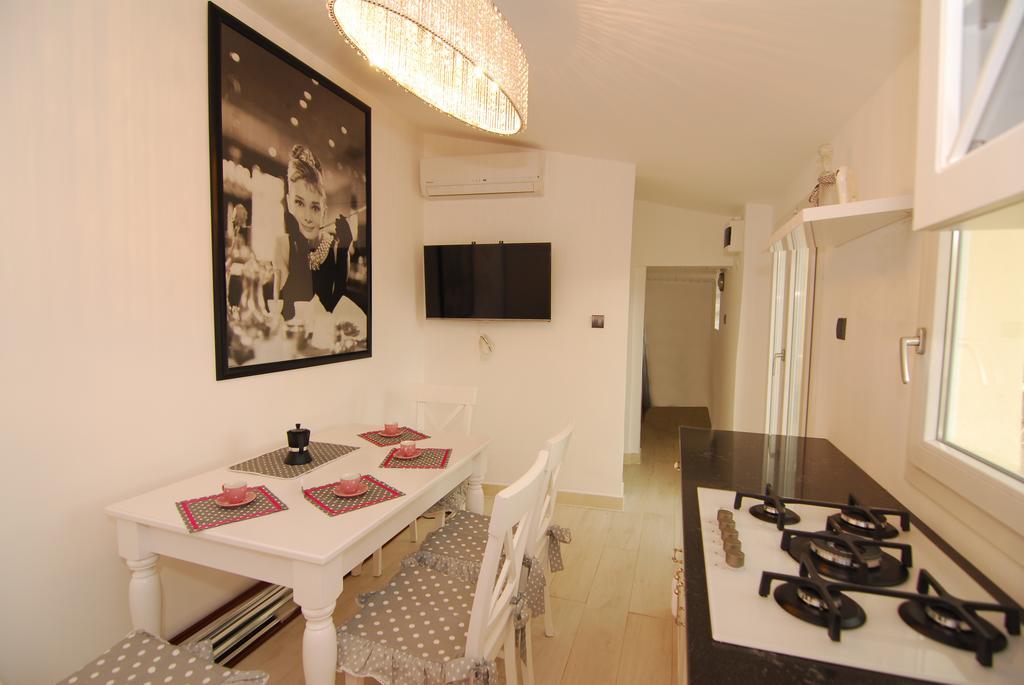 Imaginarium Apartamento Syracuse Habitación foto